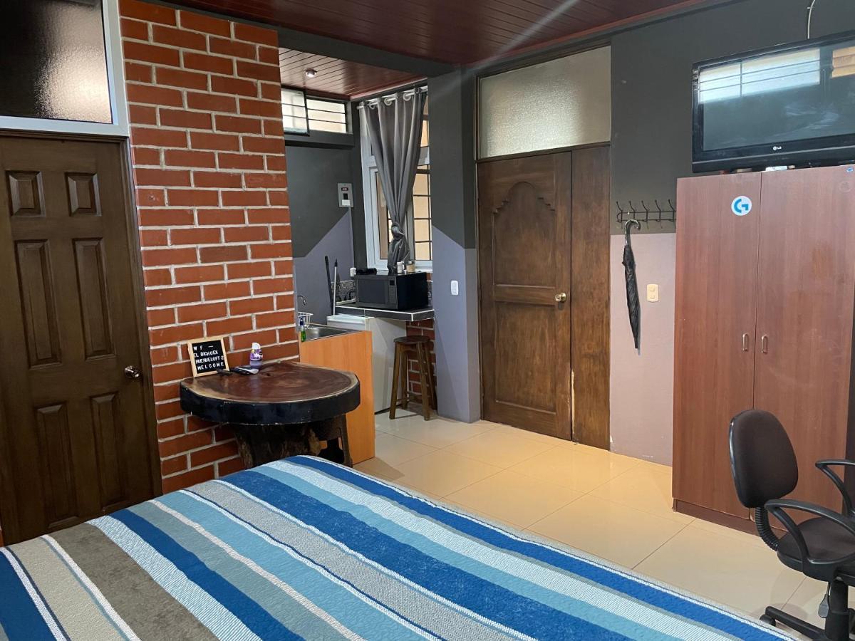 Apartament Huehueloft1 Estacionamiento Y Wifi Huehuetenango Zewnętrze zdjęcie